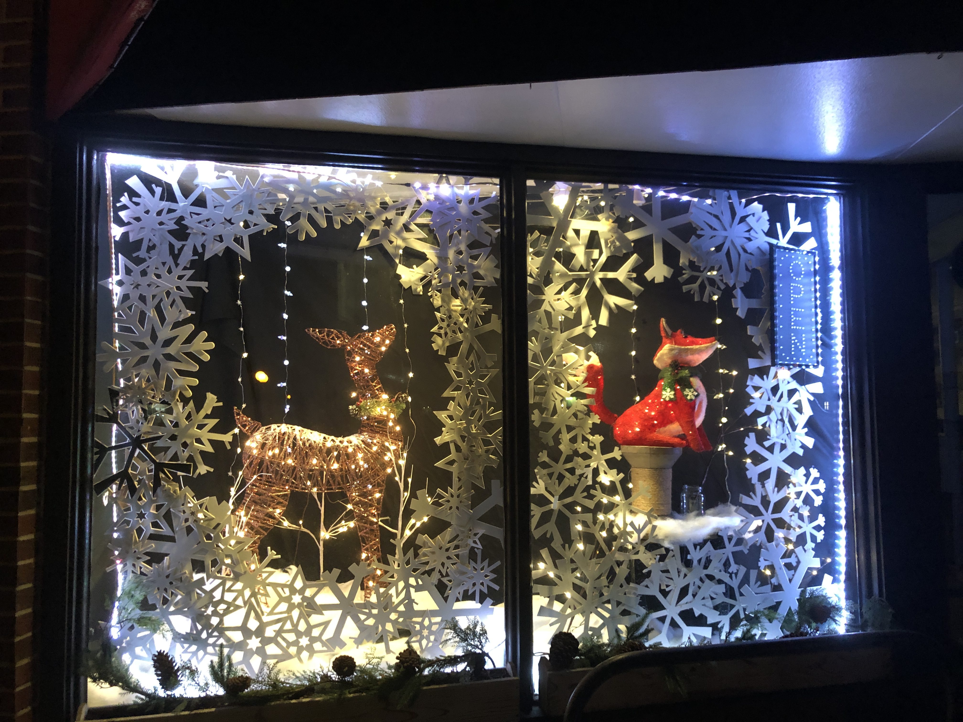 Downtown Holiday Window Decorating Contest Downtown Missoula Partnership