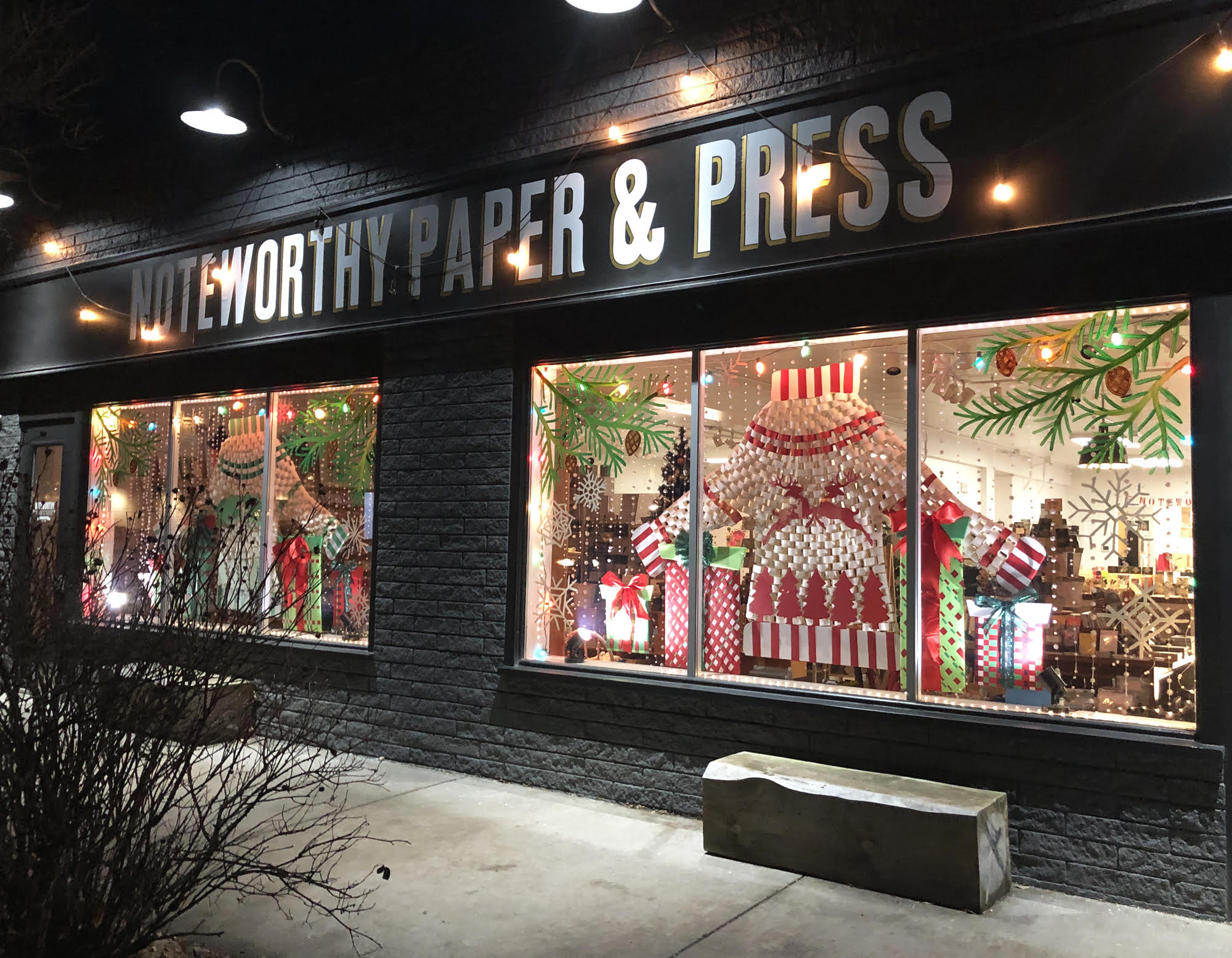 Downtown Holiday Window Decorating Contest