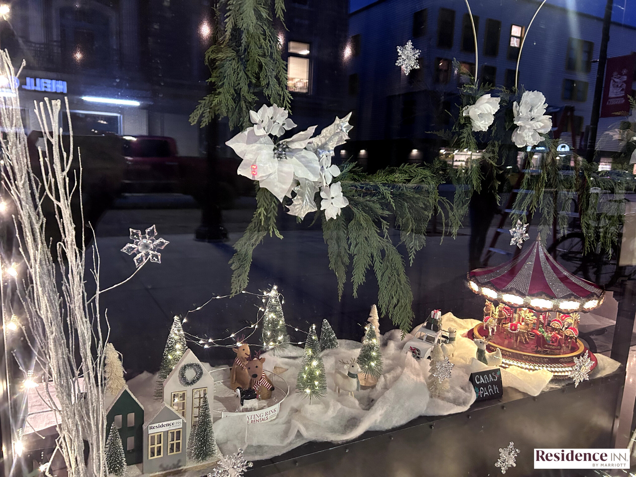 Downtown Holiday Window Decorating Contest - Downtown Missoula Partnership